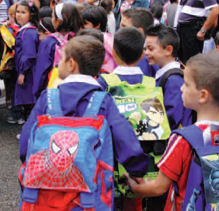 I bambini iperdotati soffrono la scuola Immagine di Copertina