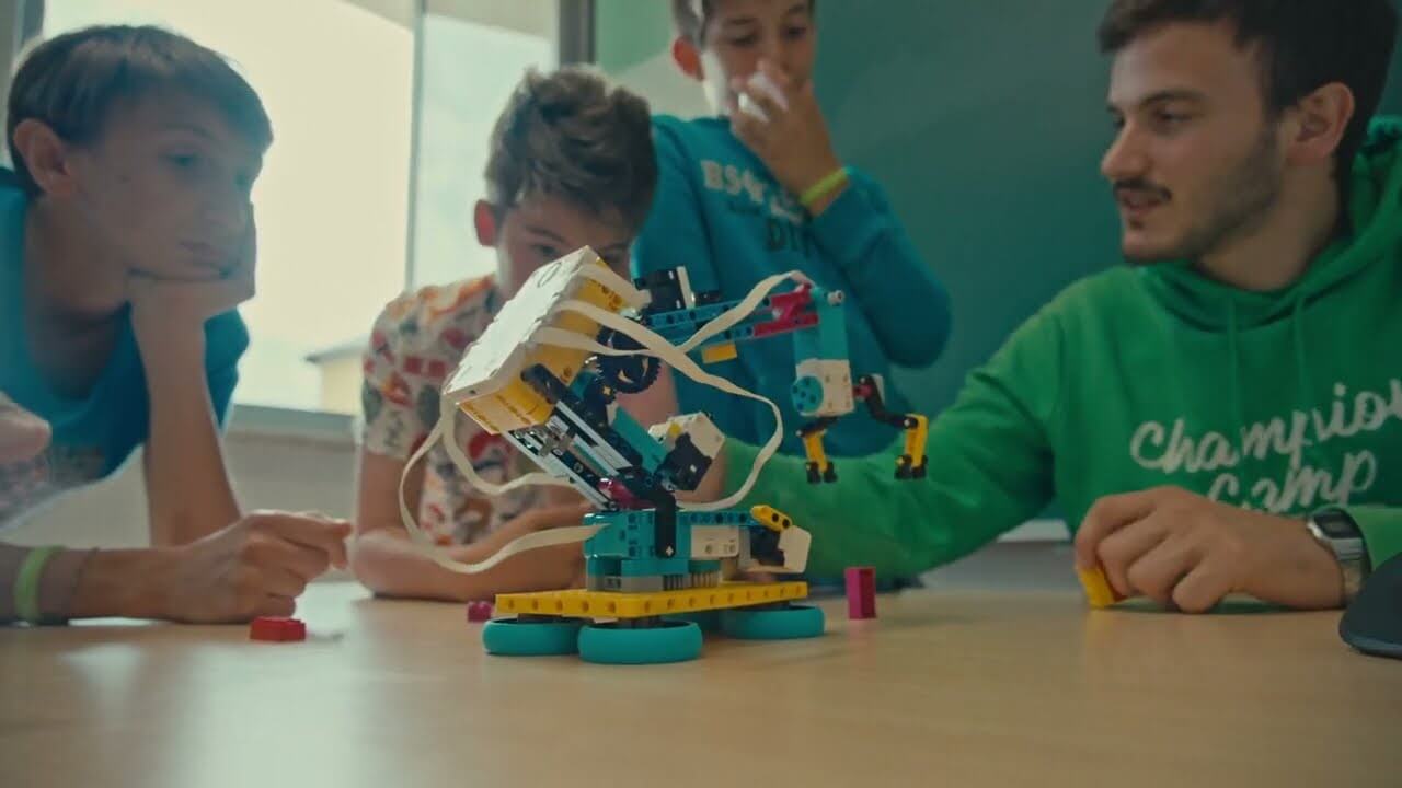 SMART TALENT CAMP Immagine di Copertina